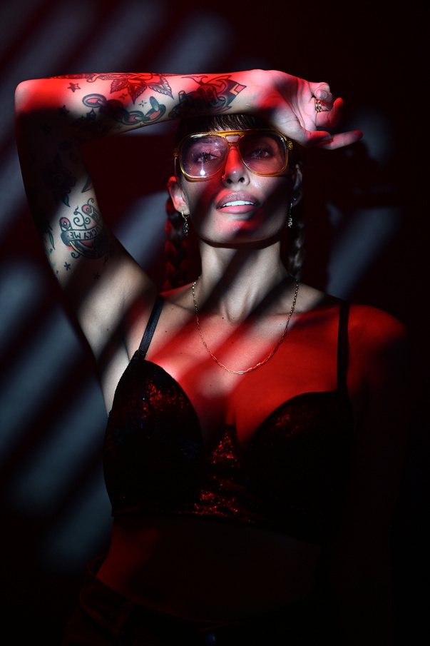 MIQI — fotografía oficial 2